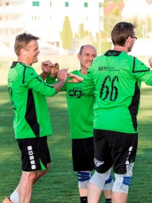 1024_682_02017_MAK8858_2